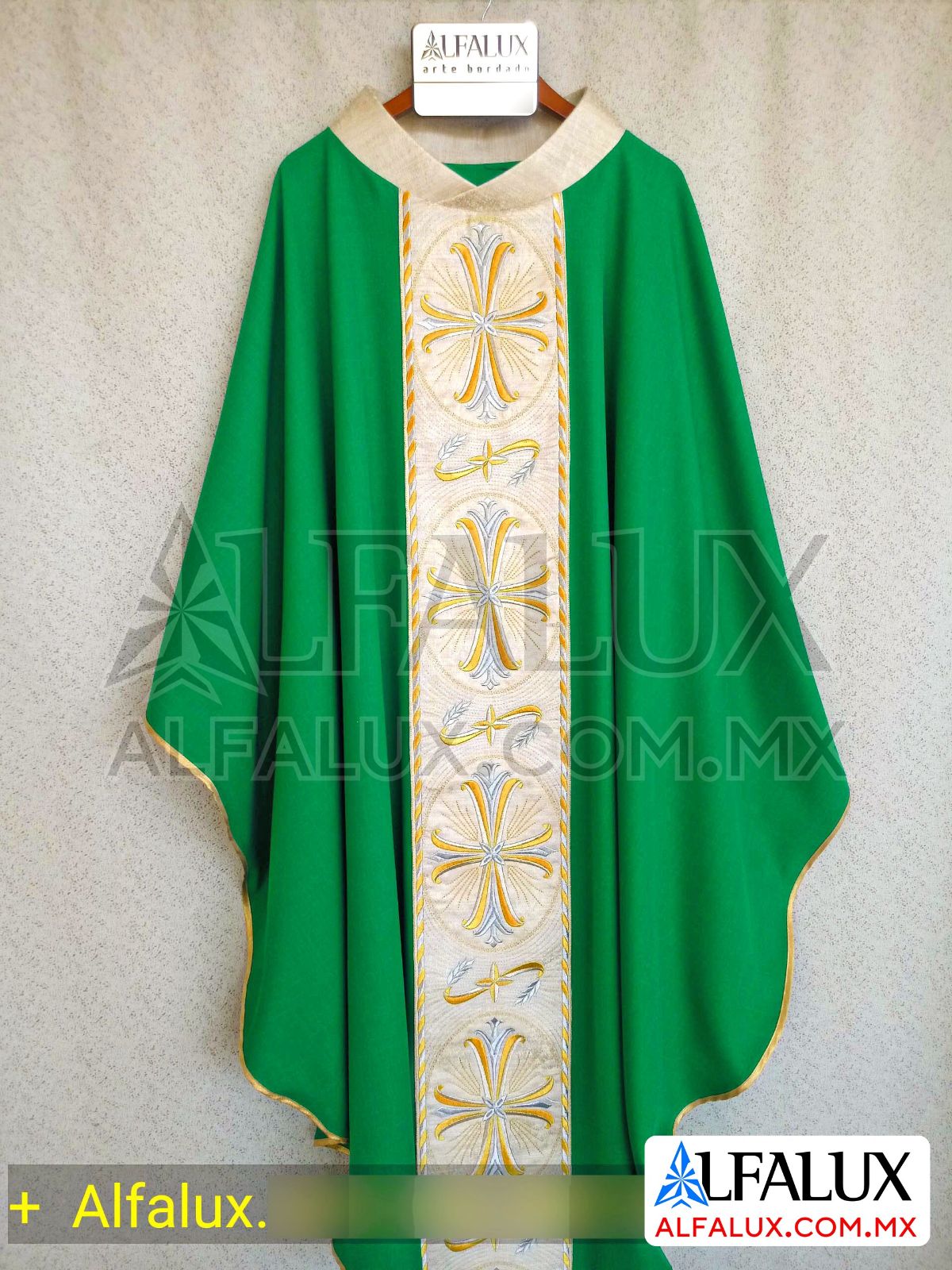 09 SAN ANTONIO Casulla Alfalux  Verde Bandera Central Brocado 233